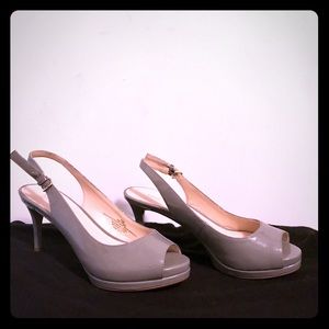 Nine West gray heels 👠